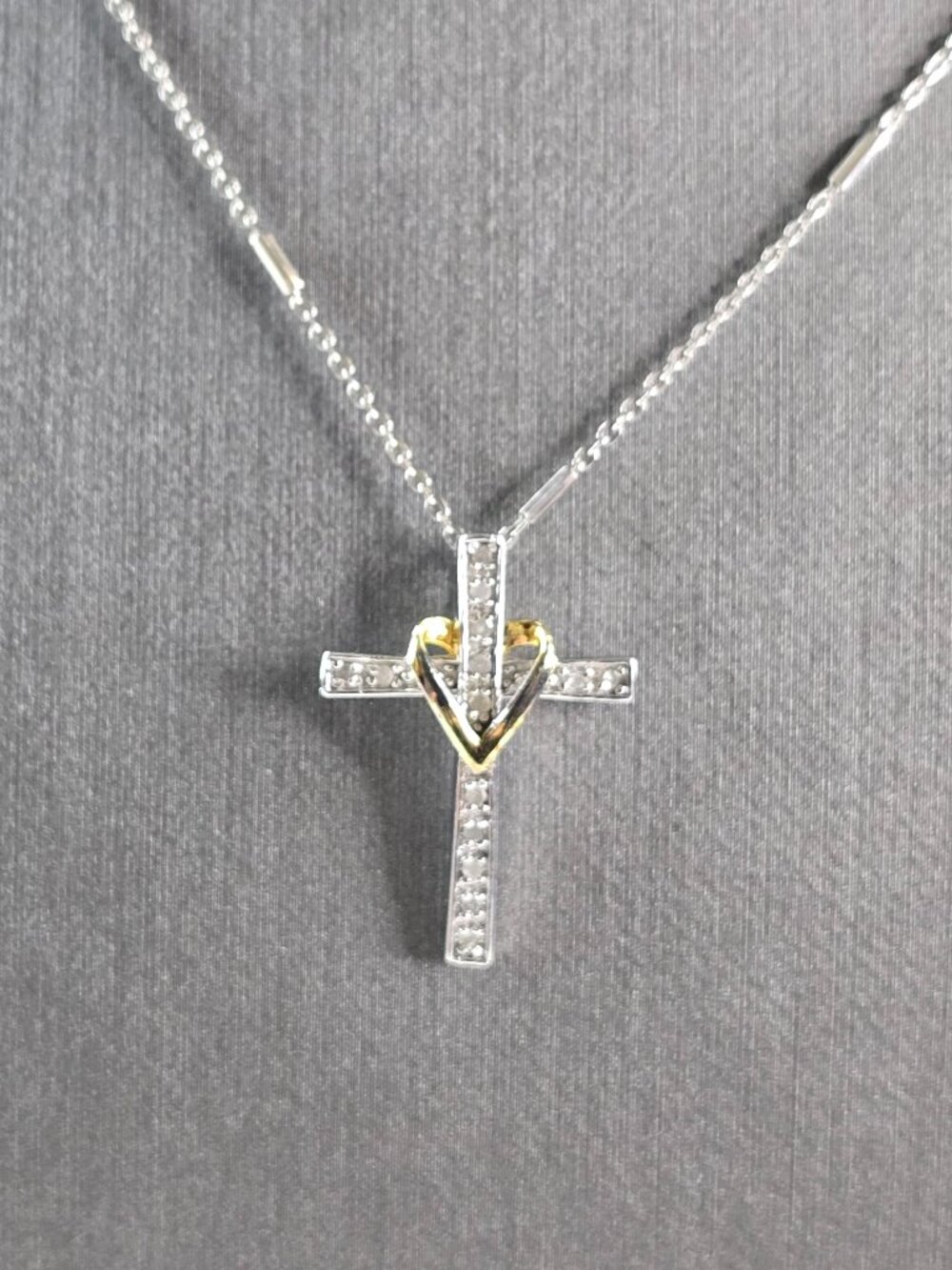 Womens Sterling Silver Gold Tone Diamond Cross Pendant Necklace 3.2g E1942